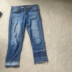 Ankle length deconstructed jean